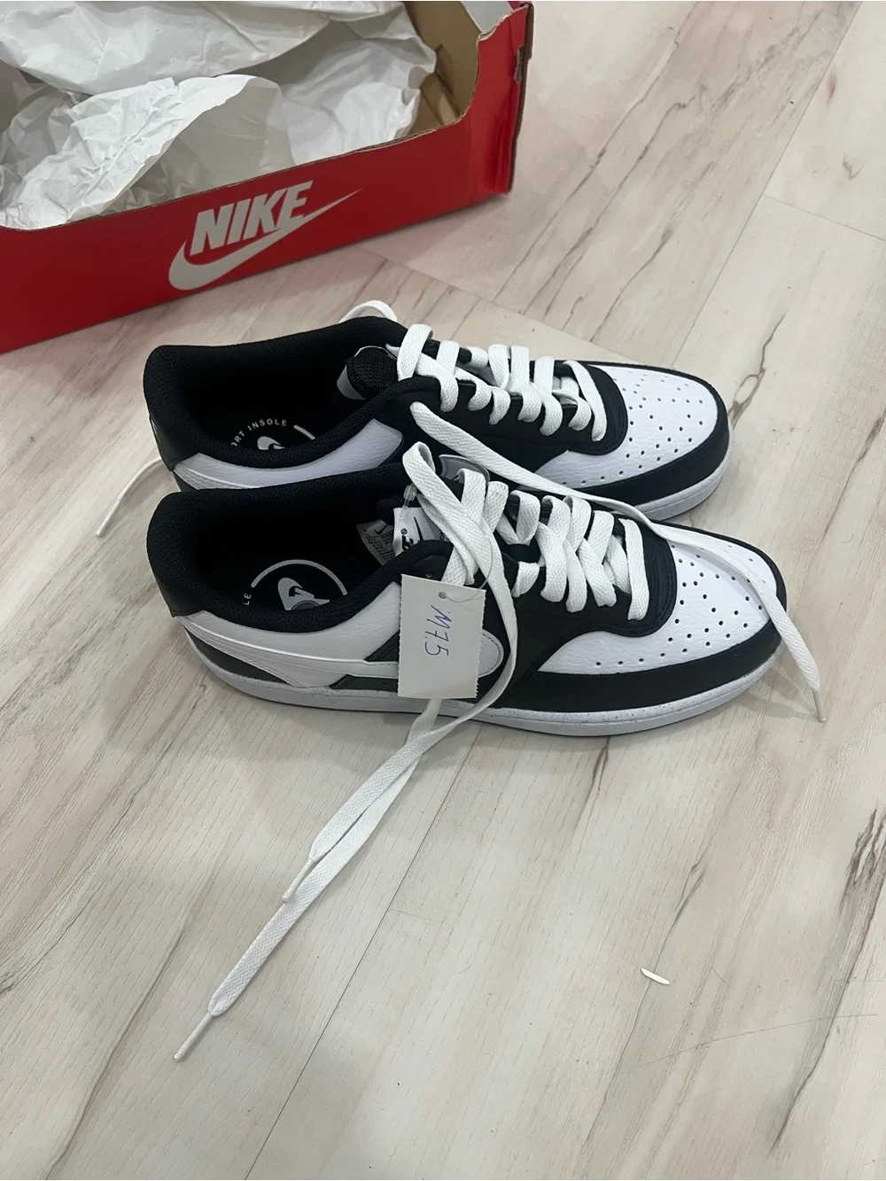 Unisex Nike Black and White Low-Top Sneakers